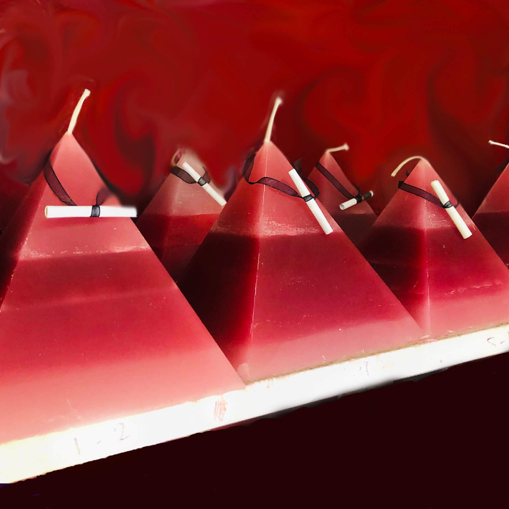 Vampire Fortune Candle - Pyramid