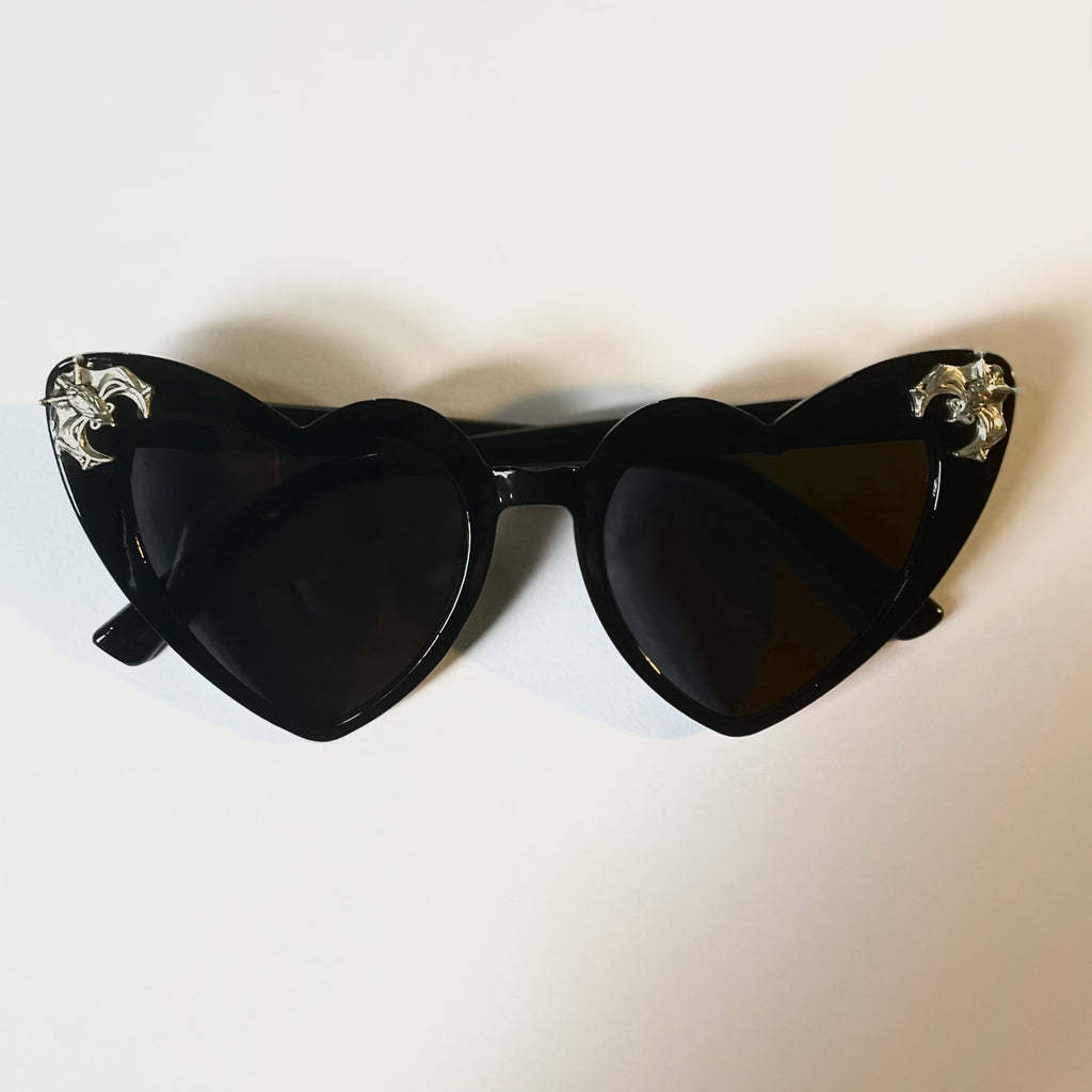 Daywalker Sunglasses - Bat Heart