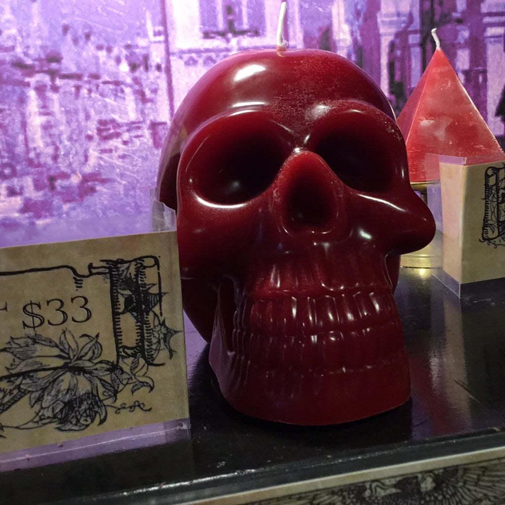 Skull fortune candle