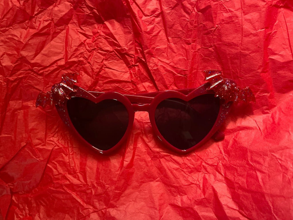 Daywalker Sunglasses - Bat Heart