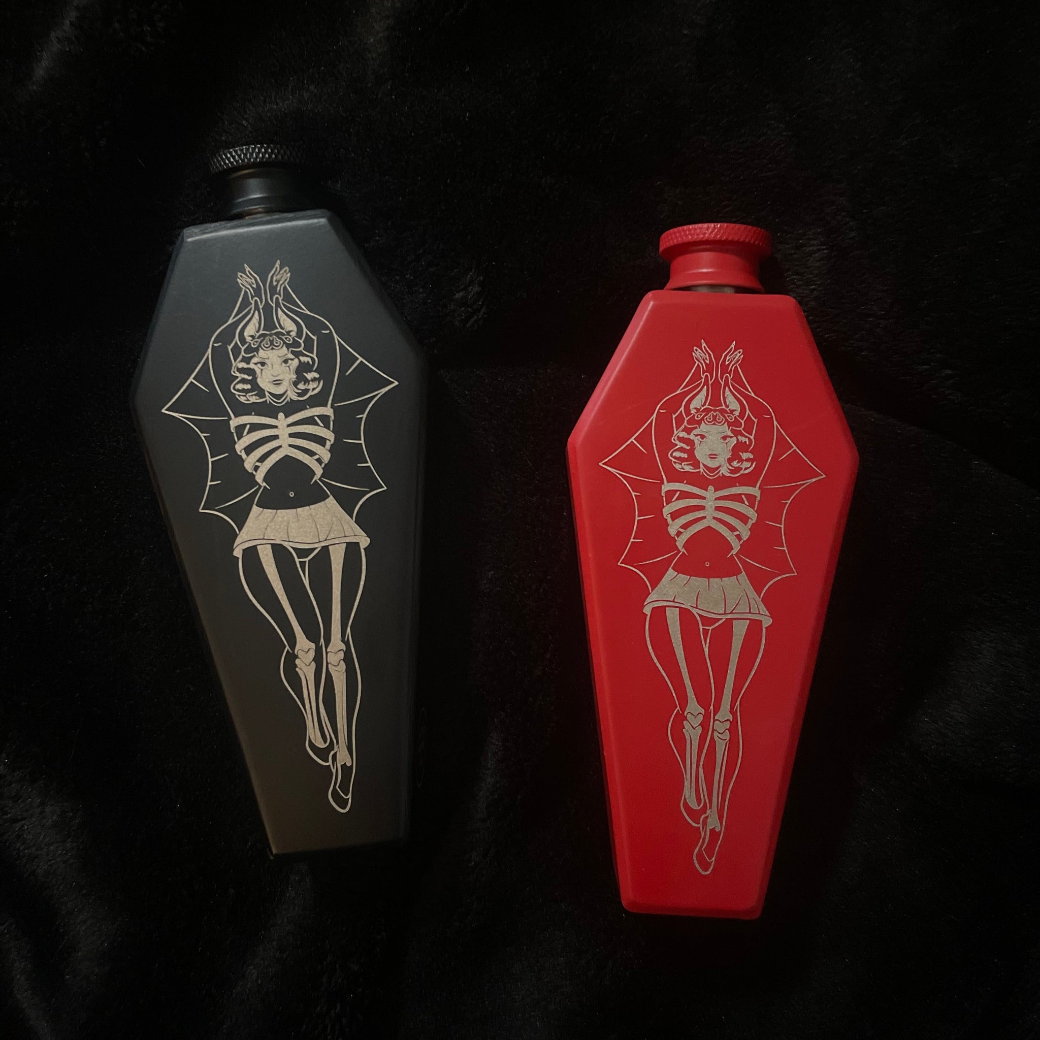 Coffin Flaskette – Boutique du Vampyre
