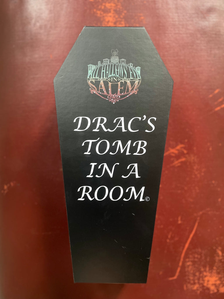 Drac’s Tomb in a Room