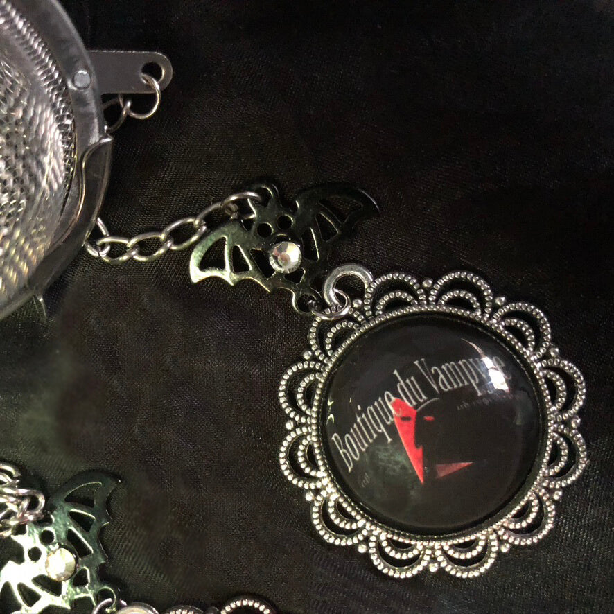 Tea Strainer - Boutique du Vampyre