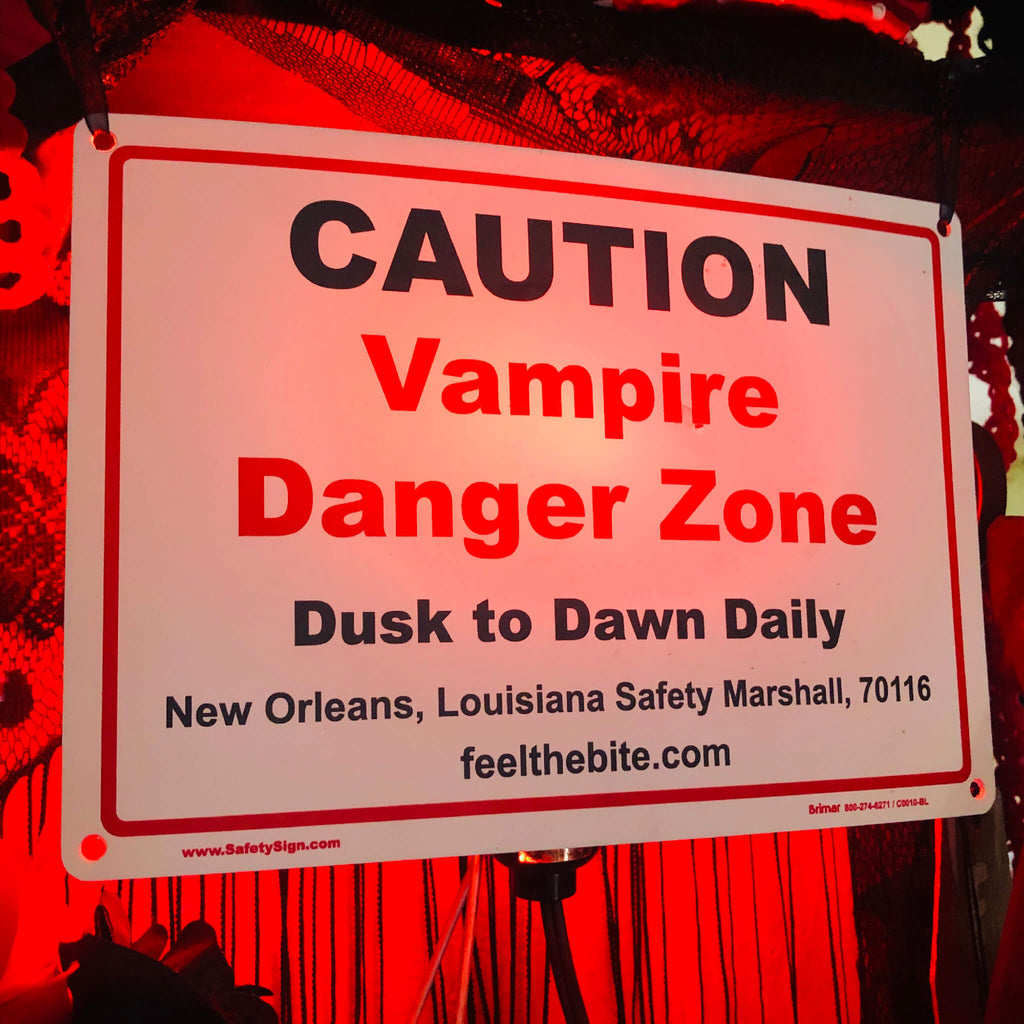 Vampire Danger Zone – Boutique du Vampyre