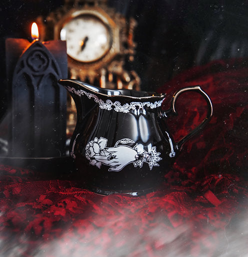 Lucerna Tea Set Lucerna Tea Sets – Boutique du Vampyre