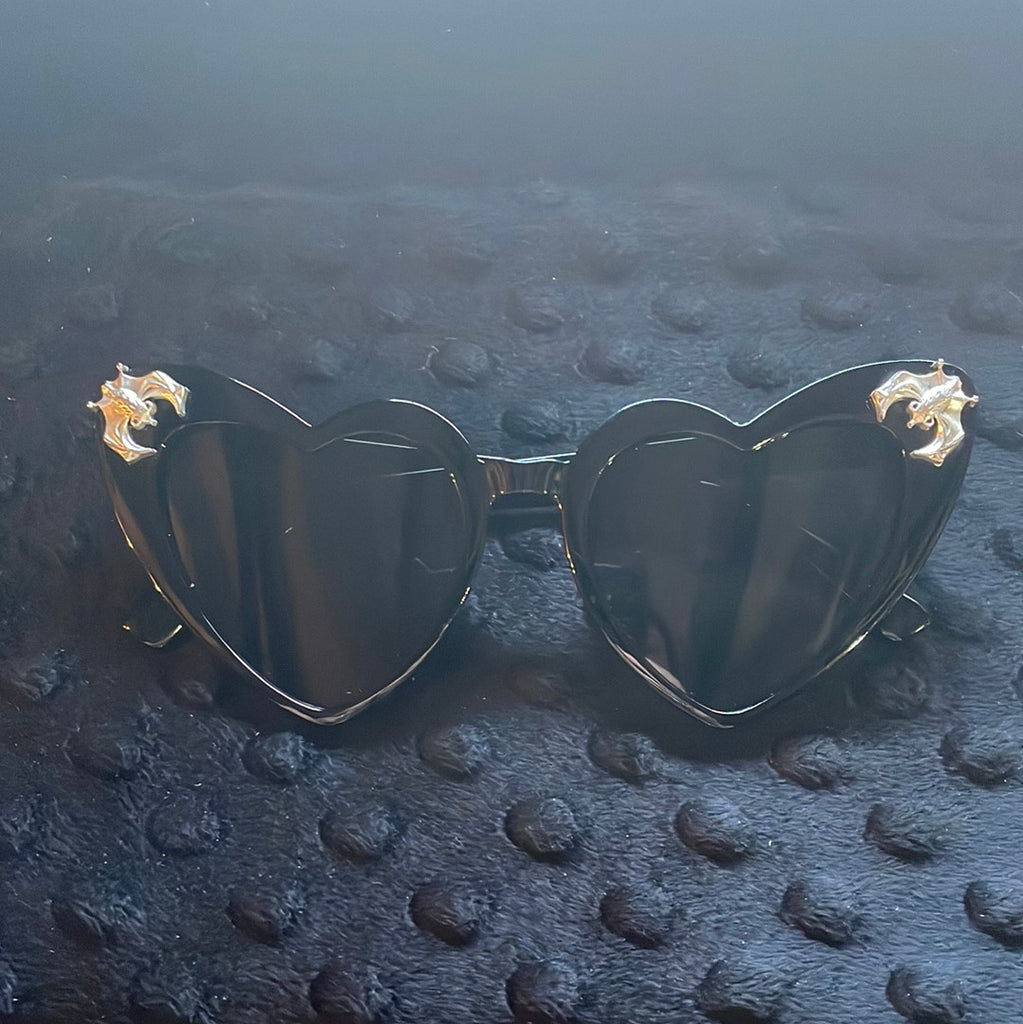 Daywalker Sunglasses - Bat Heart