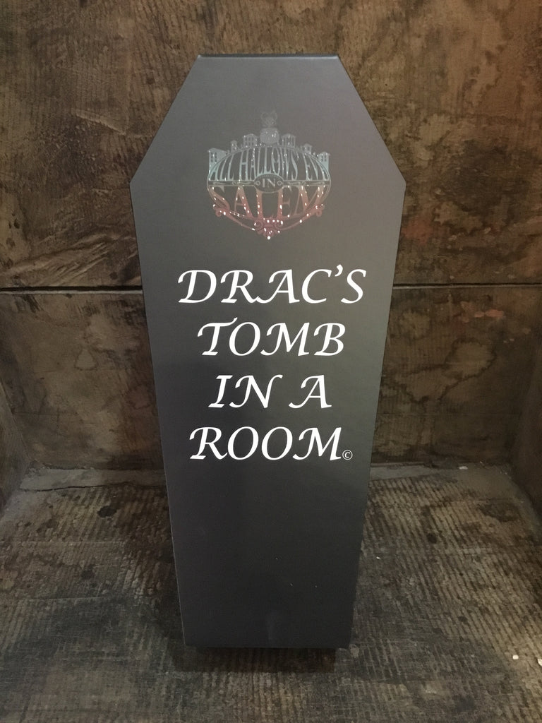 Drac’s Tomb in a Room