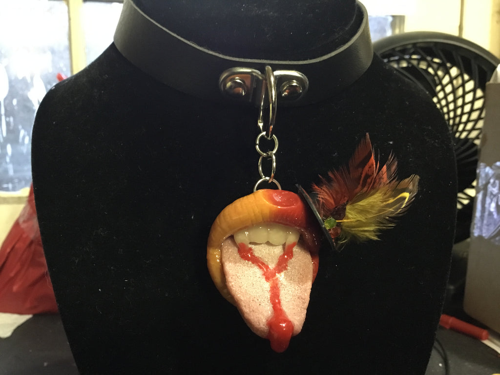 Vampire Lips Shiny Pendant Necklace