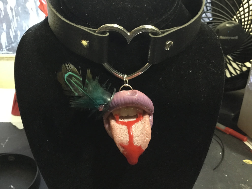 Vampire Lips Shiny Pendant Necklace